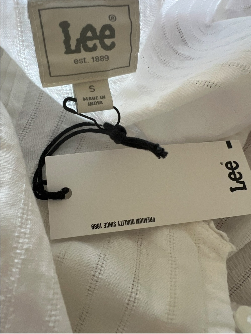 LEE RUFFLE TOP - Picture 11 of 11